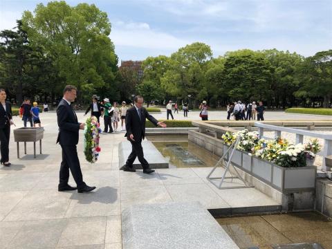 Croatian Parliament Speaker Gordan Jandroković visited Hiroshima, where he laid a wreath at the Peace Memorial Park for the victims of the atomic bombing