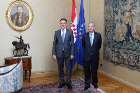 Croatian Parliament Speaker Gordan Jandroković with the Spanish Ambassador Alonso Dezcallar De Mazarredo (Photo by Croatian Parliament)