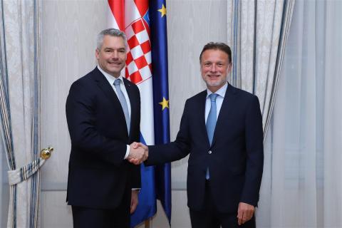 Parliament Speaker Gordan Jandroković with Austrian Chancellor Karl Nehammer (Photo: Croatian Parliament)