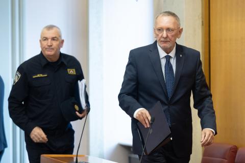 Interior Minister Davor Božinović and Director General of Croatian Police Nikola Milina in Parliament (Photo: Hina/Edvard Šušak)