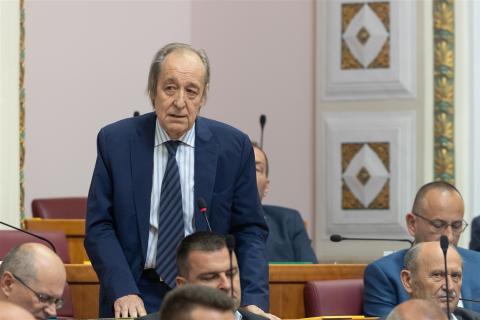 The Deputy Speaker Mr. Furio Radin (Photo: Hina/Edvard Šušak)