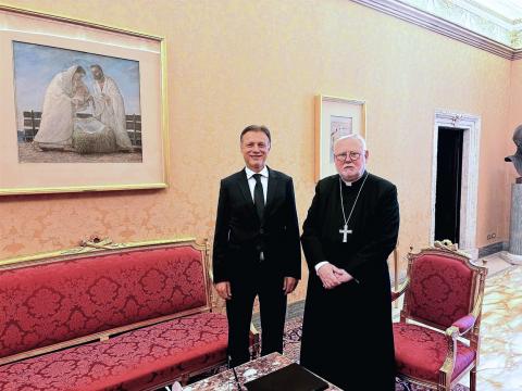 Croatian Parliament Speaker Gordan Jandrokovićand the Vatican’s Secretary for Relations with States, Paul Richard Gallagher (Photo: Croatian Parliament)