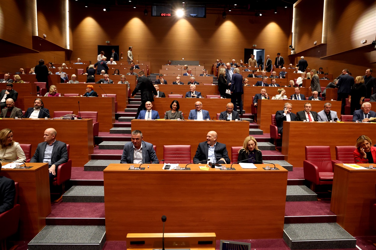 Photo: Hina/Daniel Kasap