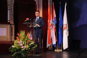 Obraćanje predsjednika Sabora Gordana Jandrokovića (Foto: Dubrovačko-neretvanska županija)